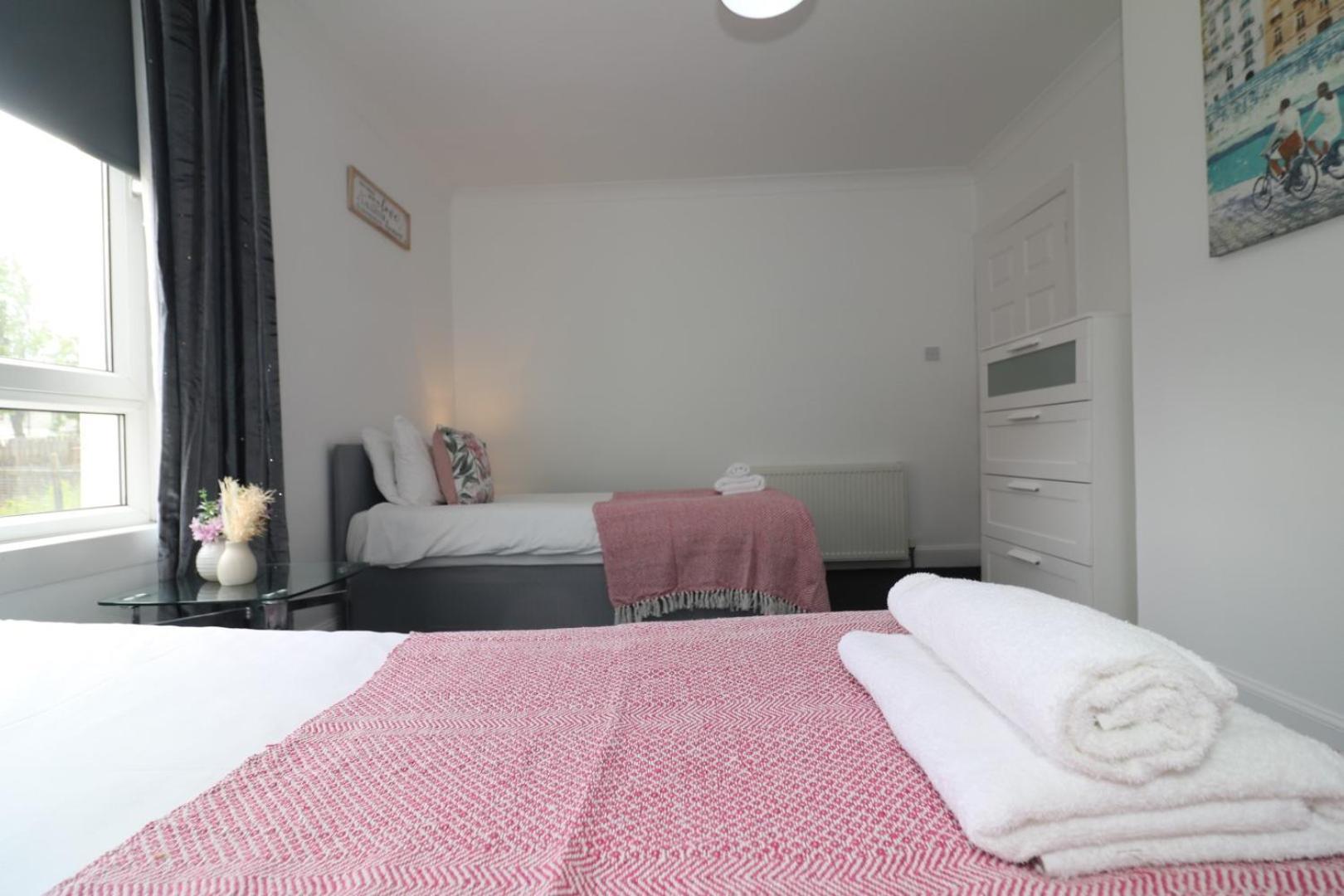 Apartamento Signature - Gartlea House Airdrie Exterior foto