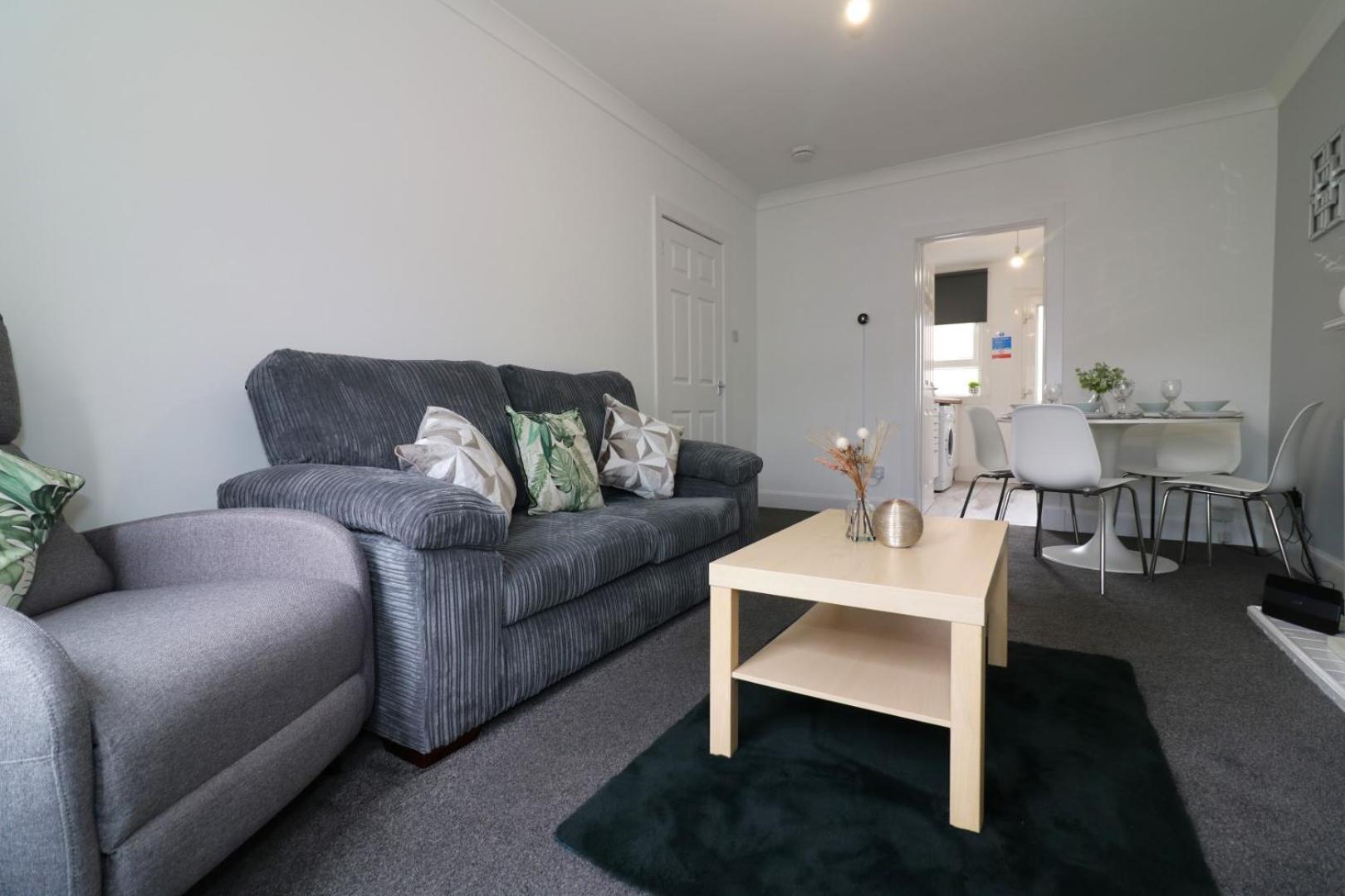 Apartamento Signature - Gartlea House Airdrie Exterior foto