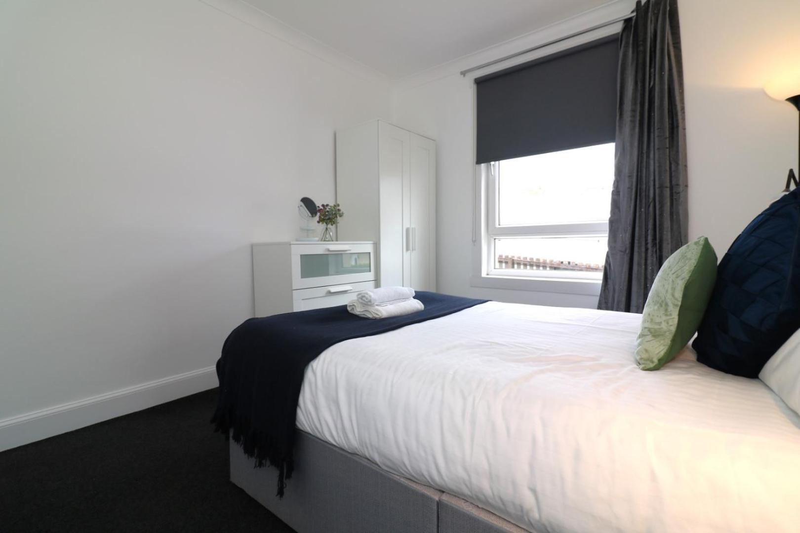 Apartamento Signature - Gartlea House Airdrie Exterior foto